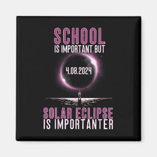 Aimant L'École Est Importante, Mais L'Éclipse Solaire Est