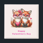 Aimant Les mignons renards orange en amour Saint-Valentin<br><div class="desc">Aimant de la Saint Valentin avec une adorable image de 2 renards portant de mignons verres de coeur teintés rose. Décoré avec des accents de coeur.</div>