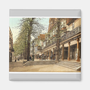 Aimant Les tuiles de cimaise, III., Tunbridge jaillit,