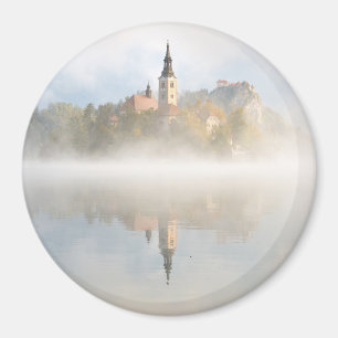 Aimant Lever de soleil de Foggy au lac Bled