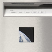 Aimant L'horizon terrestre et la noirceur de l'espace (In Situ (Lave-vaisselle))