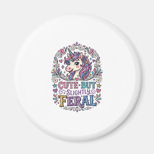 Aimant Licorne Mignonne mais Légèrement Féroce Fond Blanc