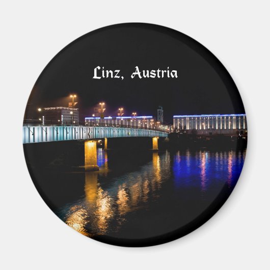 Aimant Linz, Autriche, paysage urbain la nuit (Devant)
