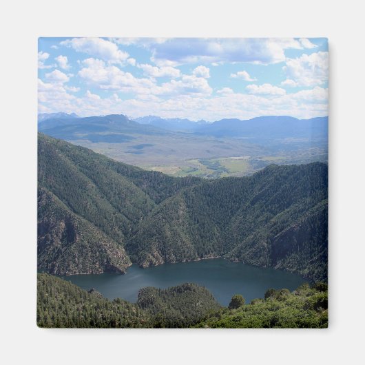 Aimant Looking Down at the Gunnison (Devant)