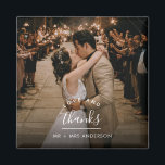 Aimant Love and Thanks Mariage Photo Merci<br><div class="desc">Annonce de notre Amour et Merci Mariage Photo Merci Magnet, la façon parfaite d'express gratitude à vos proches pour leur soutien et leurs voeux de bien dans votre journée spéciale. Chaque aimant dispose d'un message "Amour et Merci" qui vous réchauffe le coeur et qui s'affiche élégamment avec une photo personnalisable...</div>
