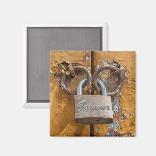 Aimant Love Lock sur la porte antique
