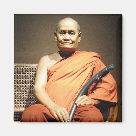 Aimant Luang Poo Cha Subhaddho ... Moine bouddhiste (Devant)