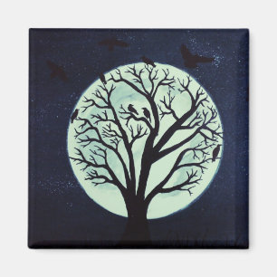 Aimant Lumière de la lune avec l'arbre ancien et les corb