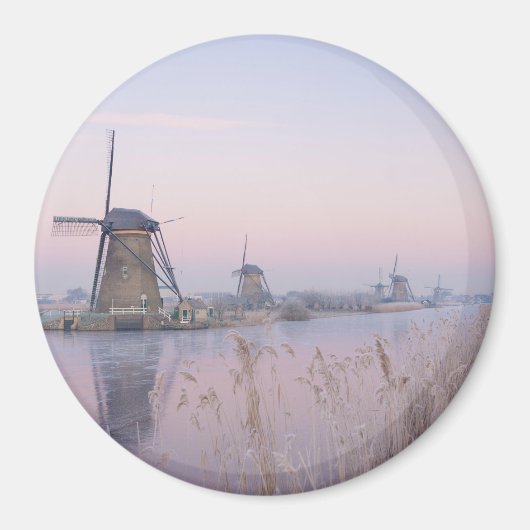 Aimant Lumière du lever du soleil en hiver sur les moulin (Devant)