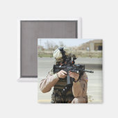 Aimant L'US Air Force Airman assure la sécurité (Recto/Verso)