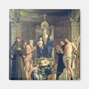 Aimant Madonna et enfant couronnés entre les solides