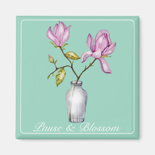 Aimant Magnolia Rose Élégant Aquarelle dans un Vase en Ve