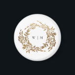 Aimant Mariage de monogramme classique de couronne d'or<br><div class="desc">*PAS VRAI FOIL* ______________________________ ***ce design fait partie d'une collection*** Découvrez le charme de l'élégance intemporelle avec ma collection traditionnelle de Monogrammes Wreath Classic et de mariage élégant. Cette collection présente des modèles monogrammés personnalisés avec une couronne et un cadre tissés de manière complexe, qui incarnent l'essence d'un mariage classique...</div>