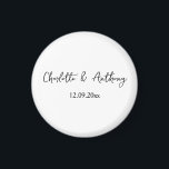 Aimant Mariage Élégant Script Creative Black White<br><div class="desc">Ce style de simplicité est tout. Simple mais fait vraiment une belle déclaration professionnelle.</div>