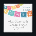 Aimant Mariage - Mariage Papel Picado Enregistrer La Date<br><div class="desc">. : Ce design moderne,  minimaliste et coloré présente des drapeaux mariages mexicains colorés. . : Des articles de coordination sont disponibles dans mon magasin - à la fois stationnaire,  déco et autres fournitures de célébration . : Une façon colorée et amoureuse de célébrer votre union</div>