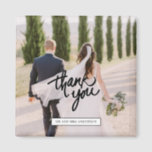 Aimant Mariage Photo Script Merci Favoriser<br><div class="desc">Merci préférez les magnets pour vos invités mariages avec votre photo et vos noms. Visitez notre magasin pour voir tous nos produits de faveur de mariage.</div>