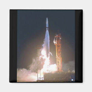 Aimant Marin I 1 fusée dans l'espace vers la NASA de
