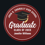 Aimant Maroon White Graduate Custom 2025 Graduation Party<br><div class="desc">Cet aimant de fête moderne marron et blanc personnalisé de fin d'études comprend votre nom de lycée ou de collège pour la classe de 2025. Customisez avec votre année de graduation sous l'écriture manuscrite en gras et le casquette de grade pour des faveurs commémoratives de diplômes supérieurs personnalisées.</div>