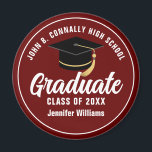 Aimant Maroon White Graduate Custom 2025 Graduation Party<br><div class="desc">Cet aimant de fête moderne marron et blanc personnalisé de fin d'études comprend votre nom de lycée ou de collège pour la classe de 2025. Customisez avec votre année de graduation sous l'écriture manuscrite en gras et le casquette de grade pour des faveurs commémoratives de diplômes supérieurs personnalisées.</div>