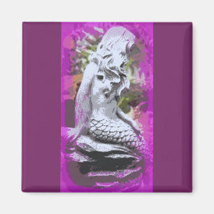 aimant mauve de sirène assise