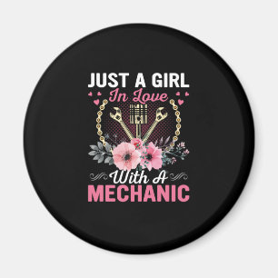 Aimant Mécanique Juste Une Fille Amoureuse Avec Un Mécani