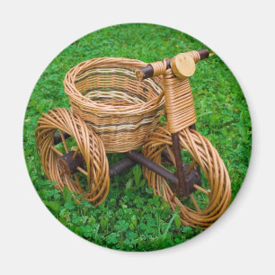 Aimant Meubles de panier en osier dans une forme de vélo