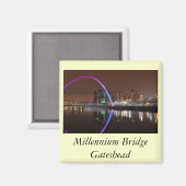 Aimant Millennium Bridge, Gateshead (Recto/Verso)