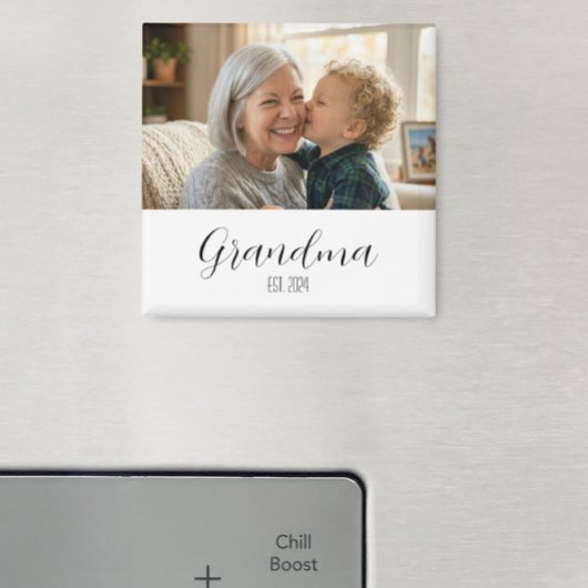 Aimant Minimalist Grandma Established Black Script Text