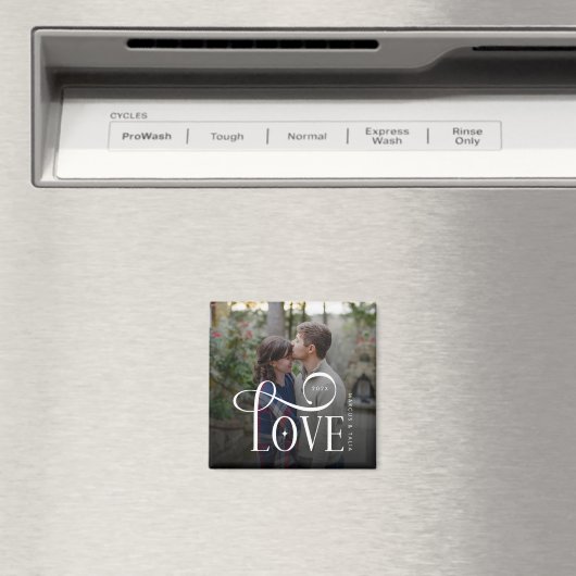 Aimant Modern Script Love Custom Engaged Couples Photo (In Situ (Lave-vaisselle))