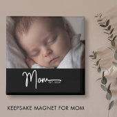 Aimant Mom Established Black Modern Script Photo Gift 