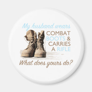 Aimant Mon Mari Porte Des Bottes De Combat