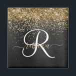 Aimant Monogramme à étincelle noire à Parties scintillant<br><div class="desc">Personnalisez facilement ce design élégant et branché d'aimant avec une jolie parties scintillant dorée brillante sur un arrière - plan métallique brossé noir.</div>