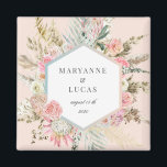 Aimant monogramme floral bohème élégant<br><div class="desc">Notre collection "bohème floral" présente une belle floraison turquoise et brillante avec un feuillage sec sur les arrière - plans pastel de votre choix. Associé à une combinaison de script élégant pour toutes vos informations personnelles, nous sommes sûrs que vous allez aimer mélanger et mettre en correspondance différents éléments de...</div>