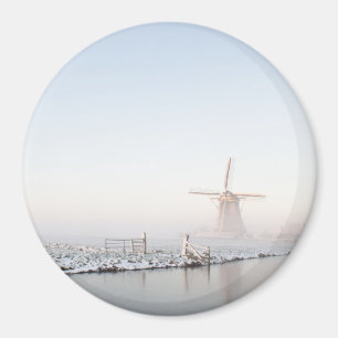 Aimant Moulin à vent dans la neige dans l'aimant rond