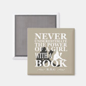 Aimant Ne sous-estimez jamais le pouvoir d'une fille avec (Recto/Verso)