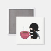 Aimant Ninja minuscule avec grande tasse de café (Recto/Verso)