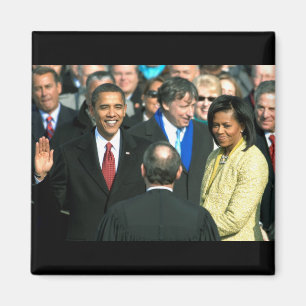 Aimant obama prenant l'aimant du serment