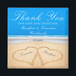 Aimant Ocean Blue Beach Wedding 2 Hearts Sand<br><div class="desc">Cet Ocean Blue Beach Wedding 2 Hearts in the Sand Magnet est une faveur de mariage parfaite. Nos produits de mariage Blue Hearts on the Beach sont disponibles sur une large gamme de produits pour le mariage parfait sur mesure sur la plage. Idéale pour un mariage de croisière océanique, cette...</div>