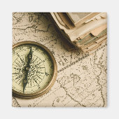 Aimant Old compass over Ancient Map (Devant)