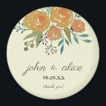 Aimant Orange Jaune, Crème et Mariage Floral Brown<br><div class="desc">Il s'agit d'un aimant de mariage classique et élégant conçu avec des roses orange jaune et des pivoines,  des feuilles botaniques et eucalyptus dans un arrière - plan jaune crème. Un cadeau de remerciement pour vos invités.</div>