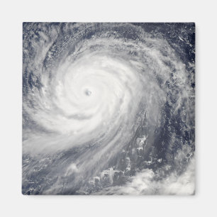 Aimant Ouragan Choi-WAN à l'ouest des îles Mariannes