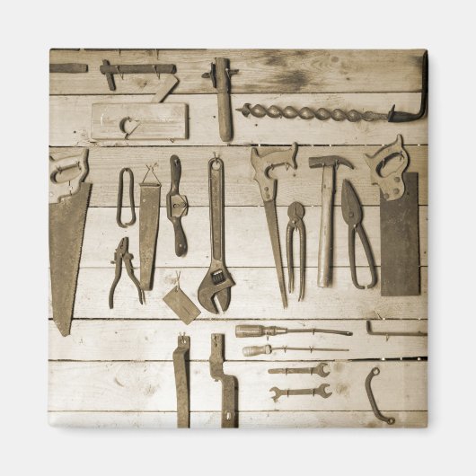 Aimant Outils sur mur en bois (Devant)