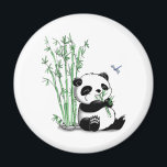 Aimant Panda mangeant du bambou<br><div class="desc">Gardez ce panda si vous aimez mignon,  coudley,  pandas nom noming sur un bambou. Cette créature qui mange du bambou sera un régal pour tous ceux qui ont posé les yeux dessus.</div>
