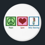 Aimant Peace Love Belly Dancing<br><div class="desc">Un signe de paix,  un coeur et une danseuse du ventre.</div>