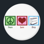 Aimant Peace Love Shop<br><div class="desc">Symbole de paix,  coeur,  et un joli sac boutique.</div>
