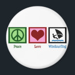 Aimant Peace Love Windsurf<br><div class="desc">Tout ce dont j'ai besoin, c'est la paix, l'amour et la planche à voile.</div>
