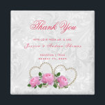 Aimant Pearl Hearts & Rose Mariage damassé Merci<br><div class="desc">Elégant style perles et fleurs Mariage merci magnets. Tout le texte, la couleur de texte, la police et la couleur arrière - plan sont entièrement personnalisables pour répondre à vos besoins. Si vous avez besoin d'aide pour customiser votre produit ou si vous souhaitez faire correspondre des produits, veuillez me contacter...</div>
