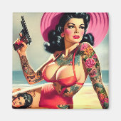 Aimant Pin-up de plage tatouée (Devant)