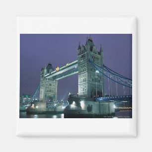 Aimant Pont de tour la nuit, Londres, Angleterre