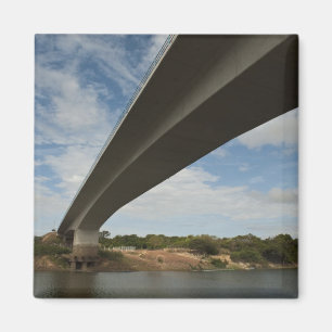 Aimant Pont reliant le Guyana au Brésil sur Takutu